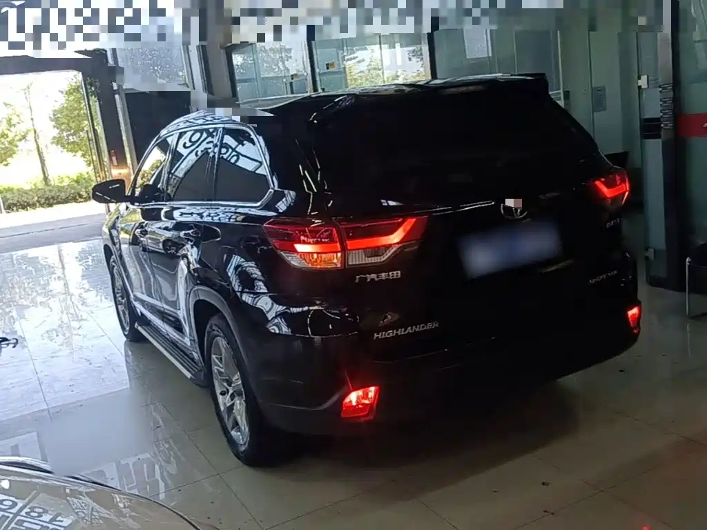 Toyota Highlander — миниатюра 5