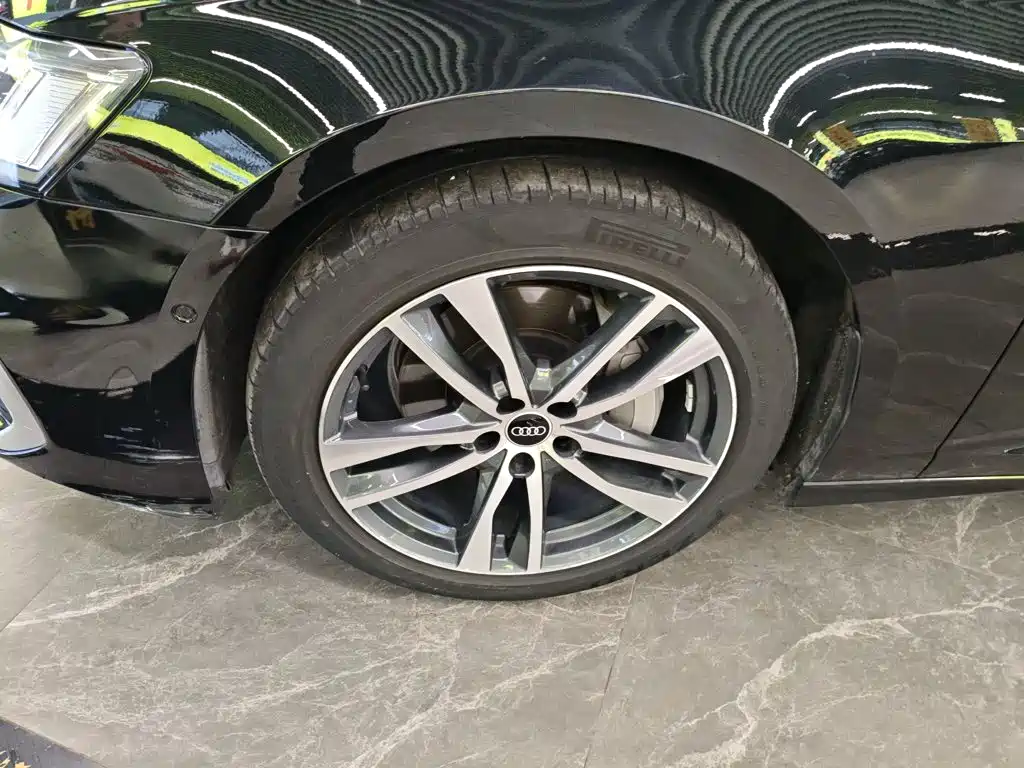 Audi A6L — миниатюра 25