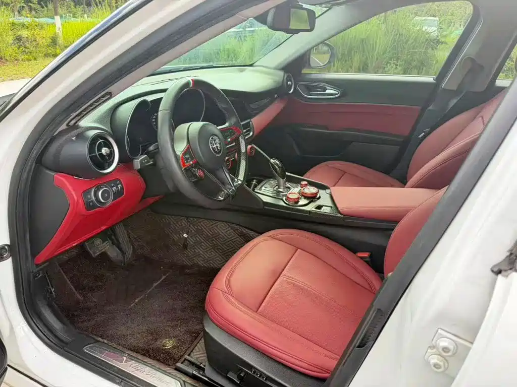 Alfa Romeo Giulia — миниатюра 6