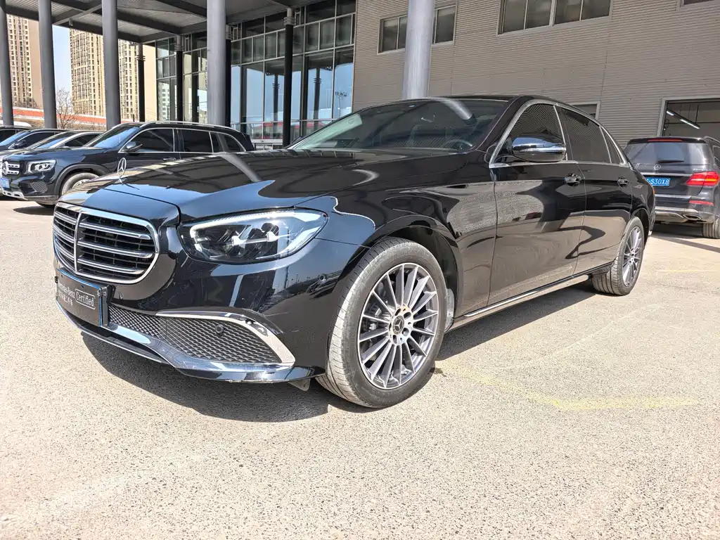 Mercedes-Benz E-Class 2023