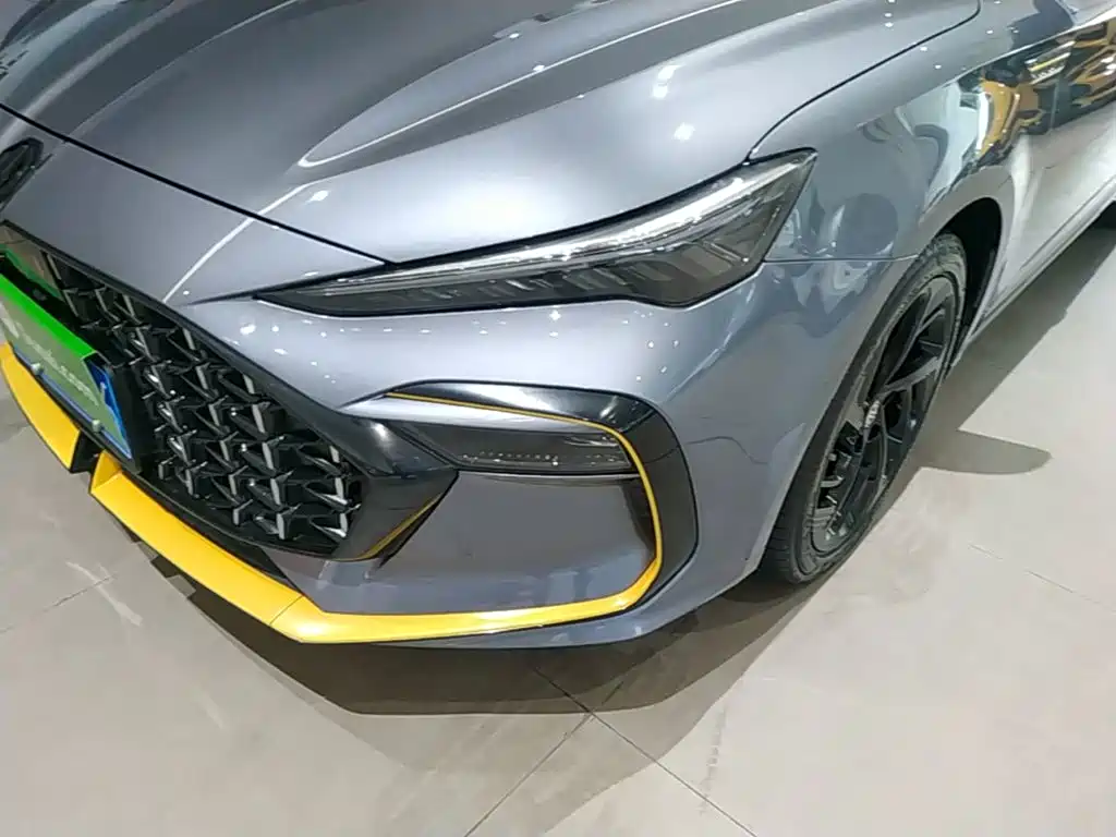 MG MG6 — миниатюра 24