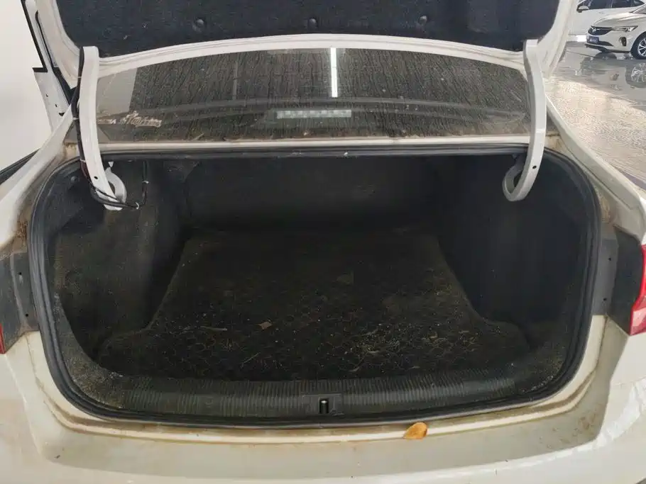 Volkswagen Bora — миниатюра 4