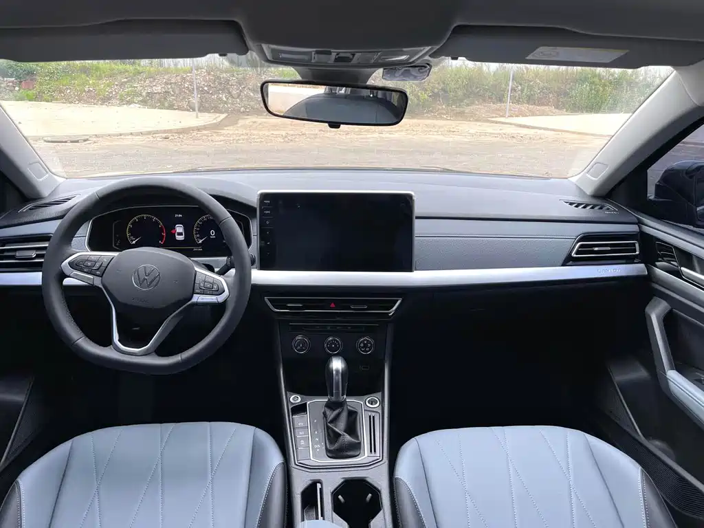 Volkswagen Lavida — миниатюра 6