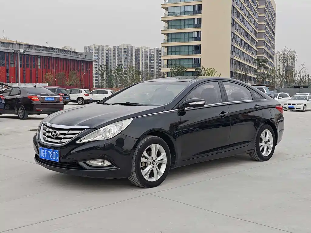 Hyundai Sonata 2012