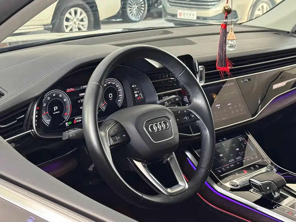Audi Q7 — миниатюра 8