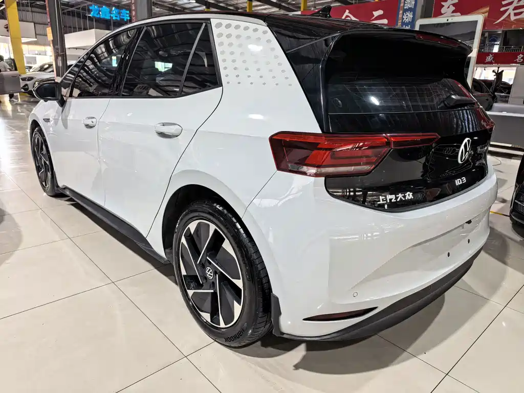 Volkswagen ID.3 — миниатюра 4