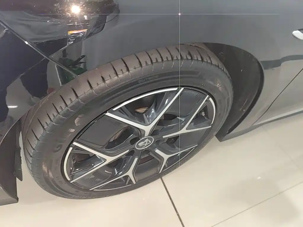BYD Han — миниатюра 23