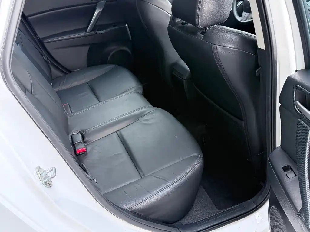 Mazda 3 Xingcheng — миниатюра 9