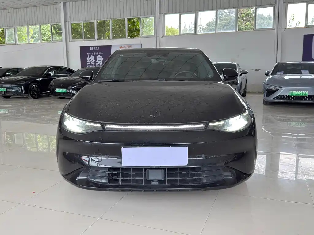 Leapmotor Leapmotor C01 — миниатюра 2