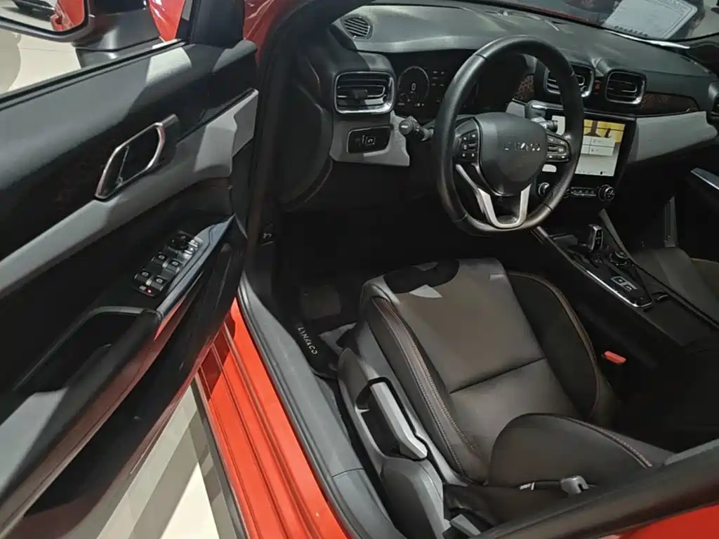Lynk & Co 03 — миниатюра 16