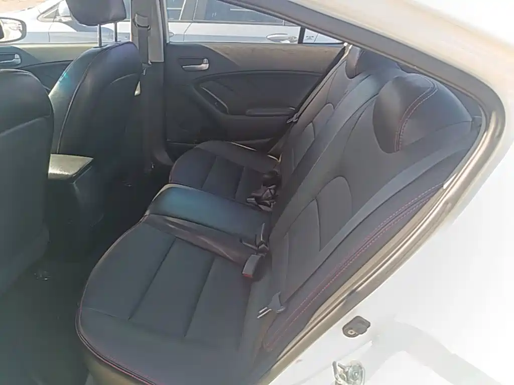 Kia K3 — миниатюра 17