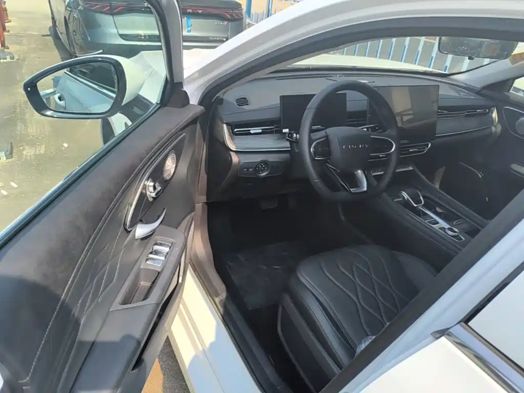 Chery Arrizo 8 PRO — миниатюра 16