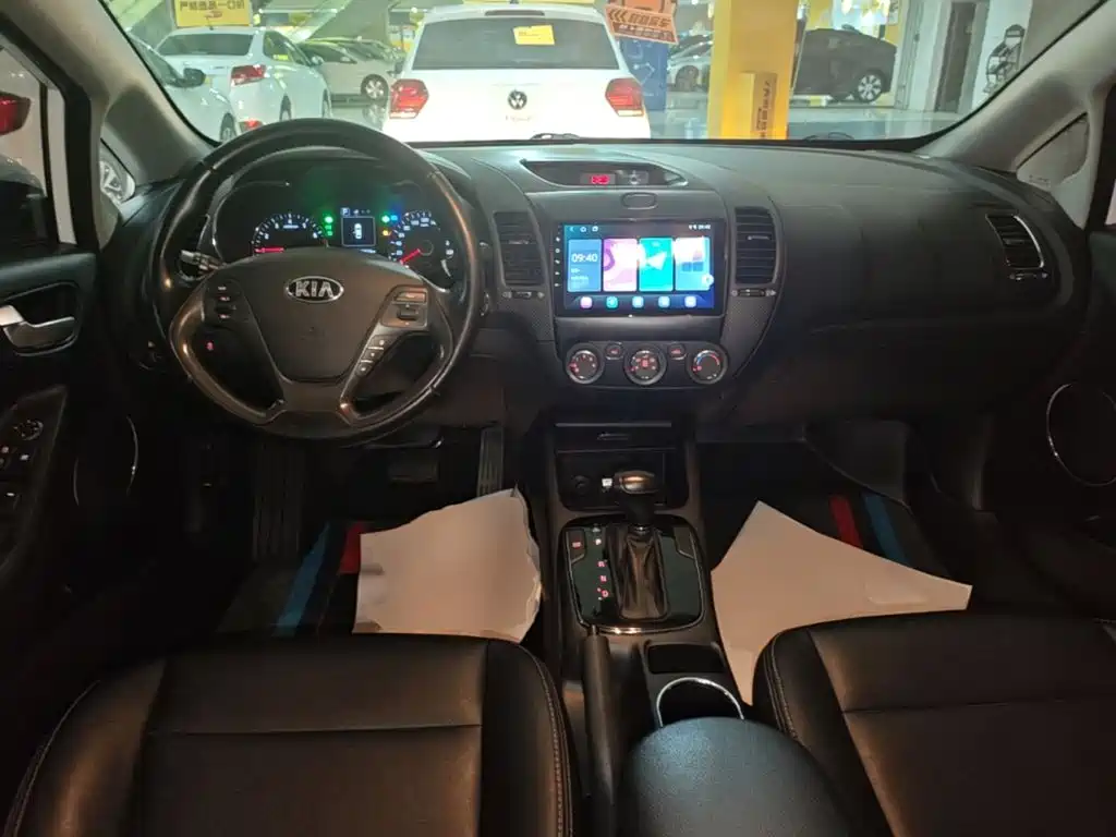 Kia K3 — миниатюра 10