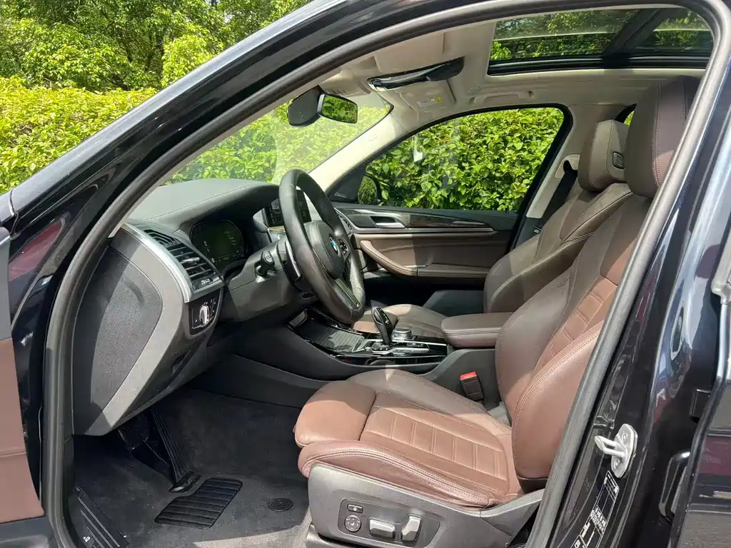 BMW X3 — миниатюра 10