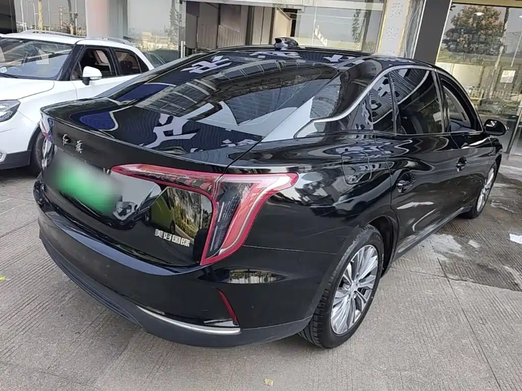 Hongqi Hongqi E-QM5 — миниатюра 7