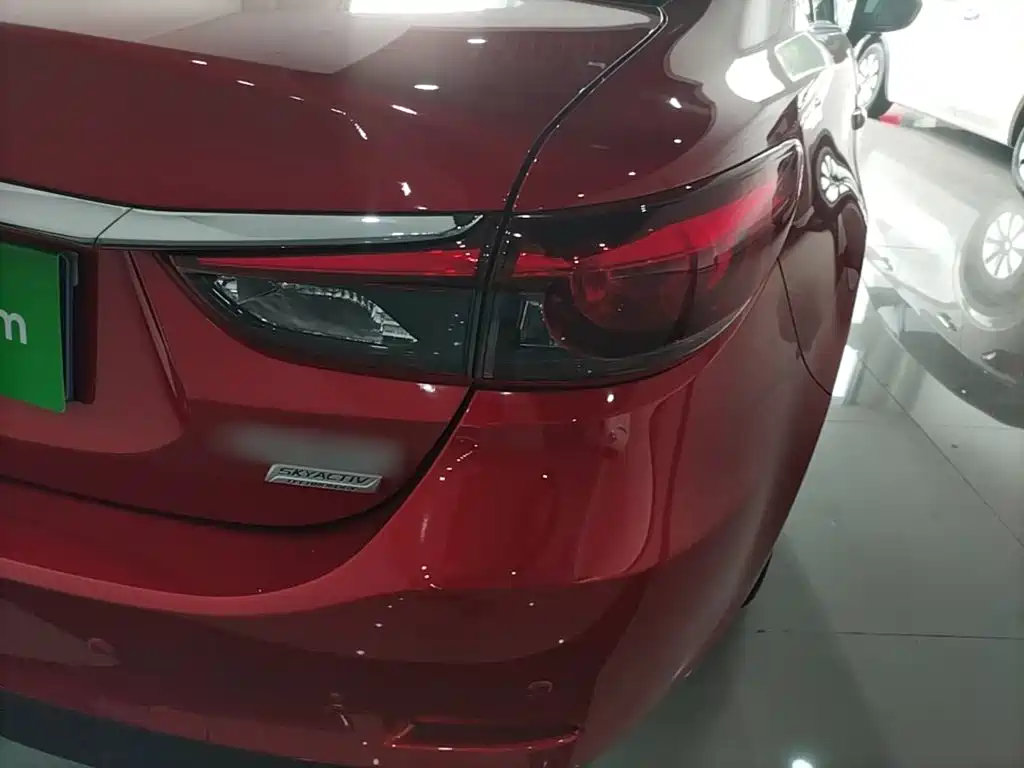 Mazda Atenza — миниатюра 8