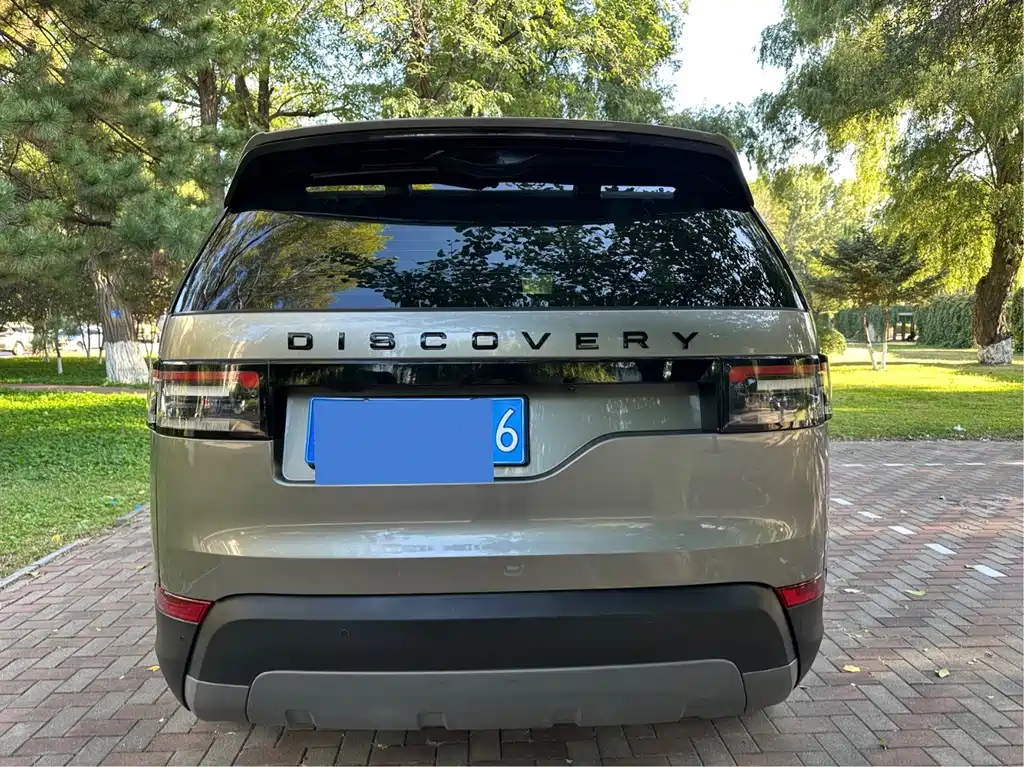 Land Rover Discovery — миниатюра 6