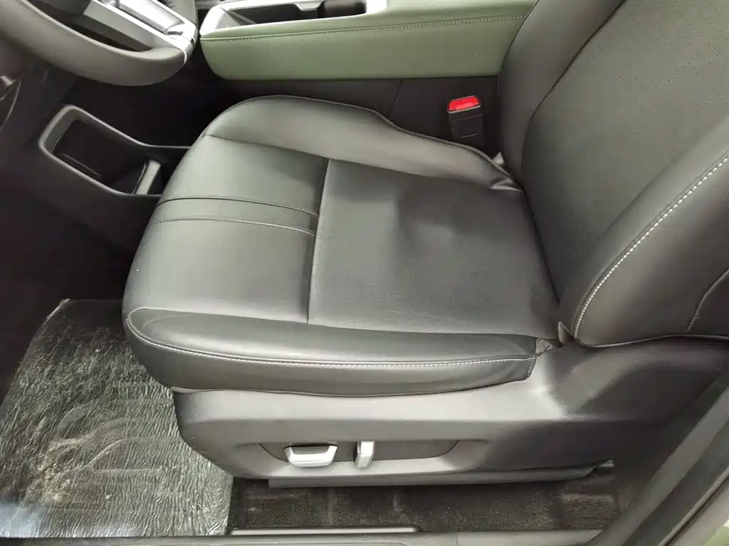 BAOJUN YUE ALSO PLUS