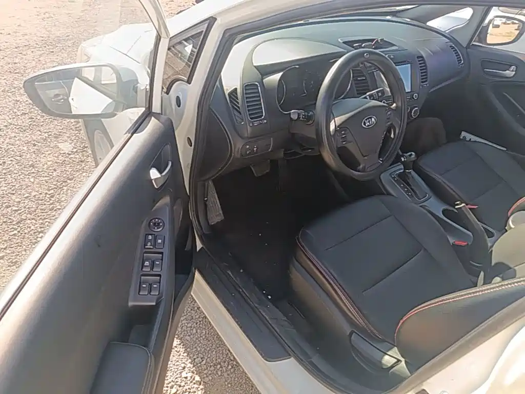 Kia K3 — миниатюра 16