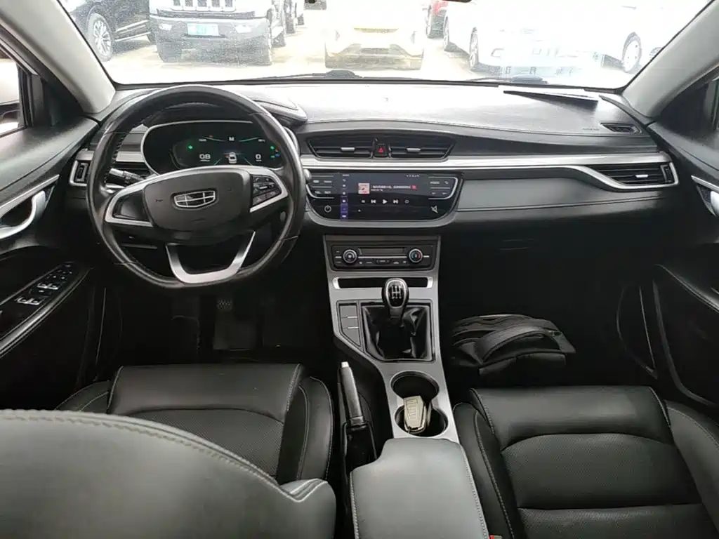 Geely Emgrand — миниатюра 10
