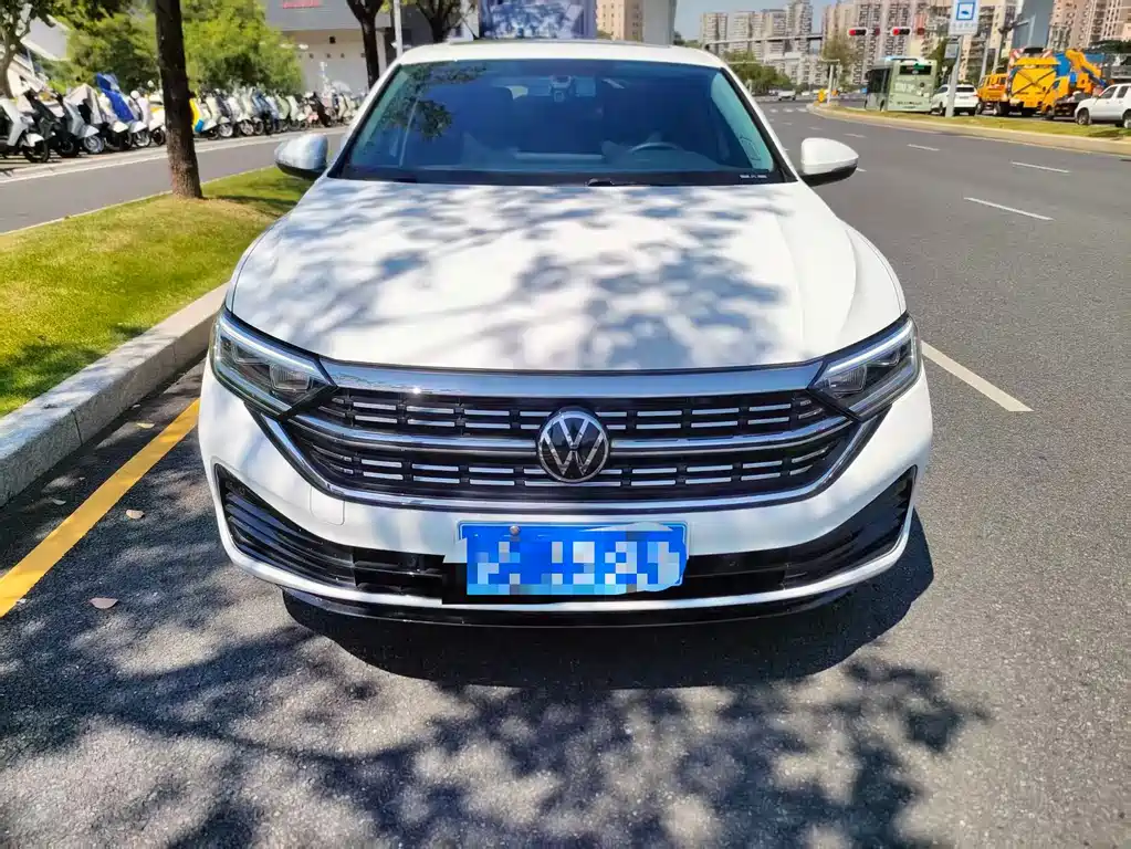 Volkswagen Sagitar — миниатюра 2