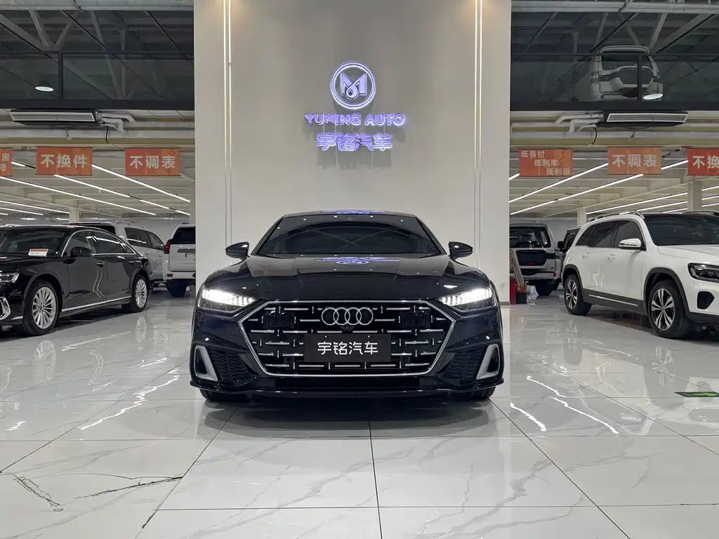 AUDI A7L