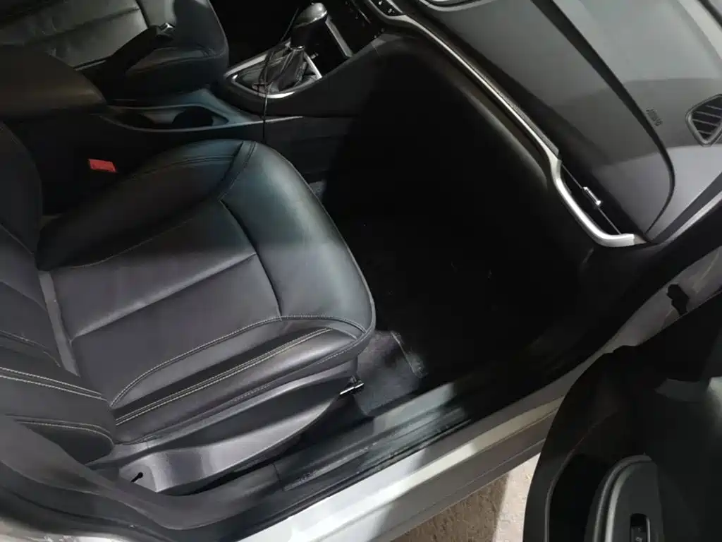 Buick Excelle — миниатюра 25