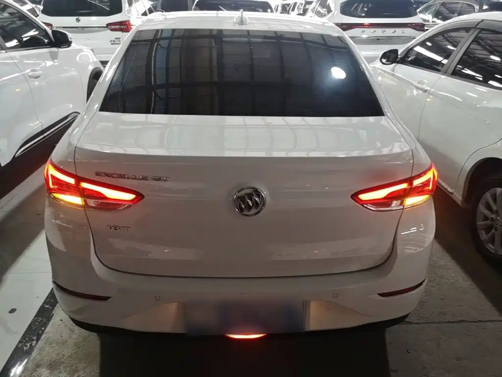 Buick Excelle — миниатюра 6