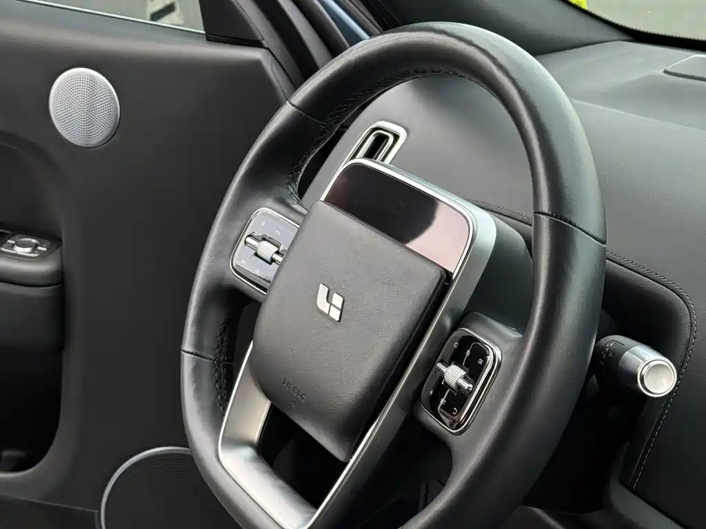 Li Auto Li L9 — миниатюра 14