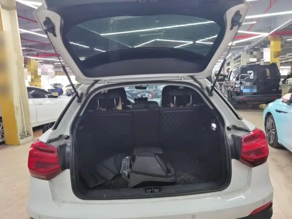Audi Q2L — миниатюра 19