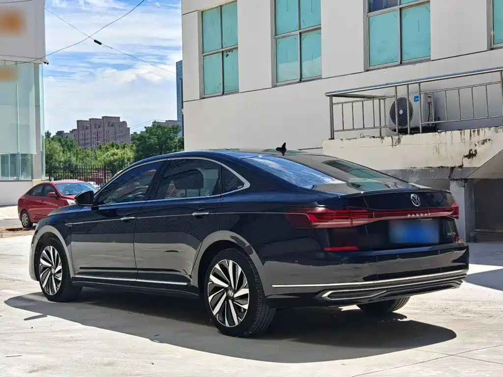 Volkswagen Passat — миниатюра 5