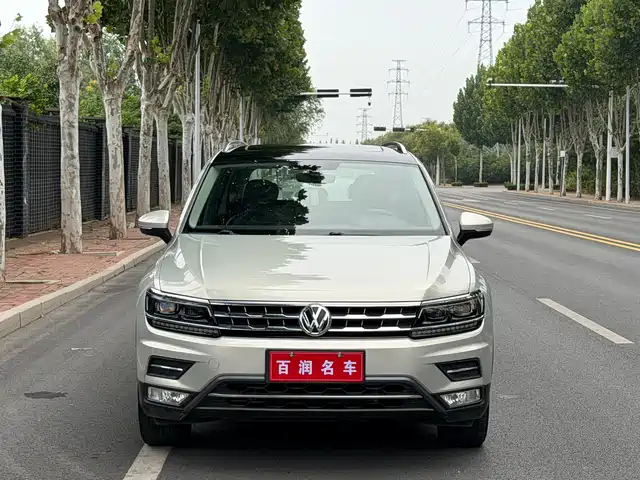Volkswagen Tiguan L