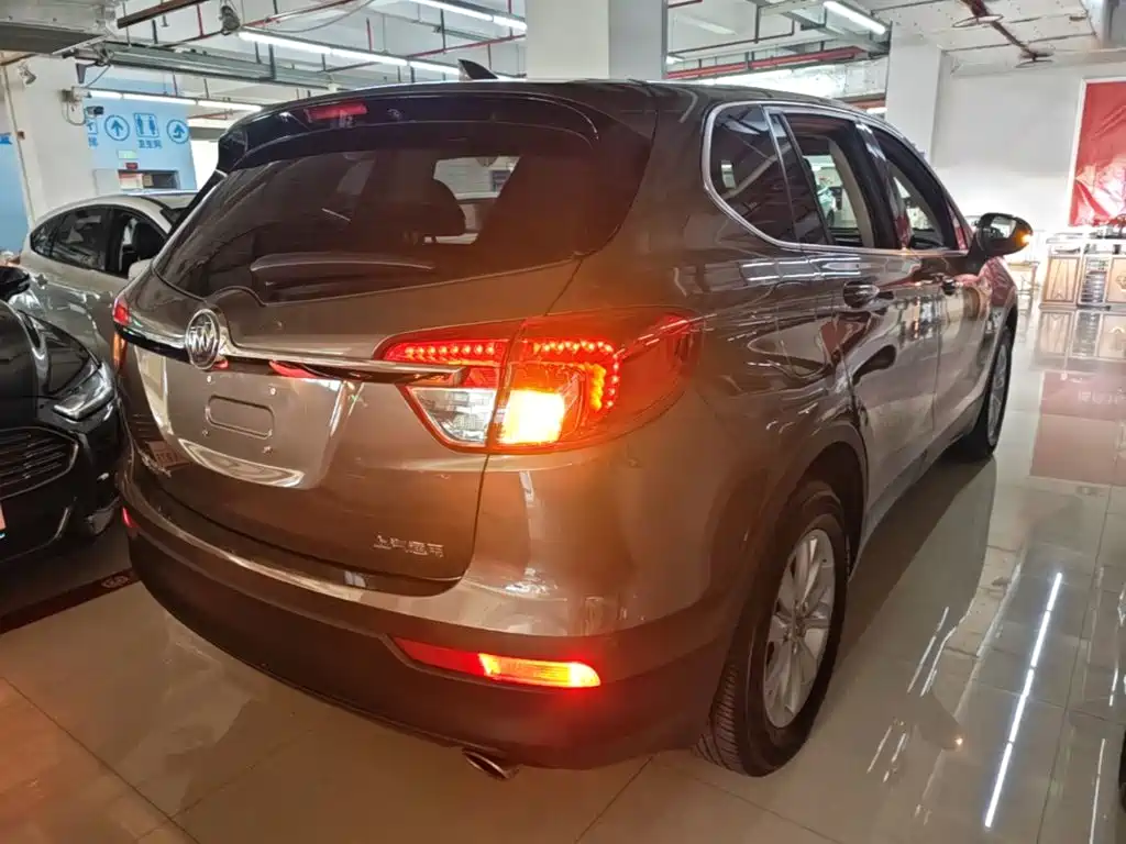 Buick Envision Plus — миниатюра 7