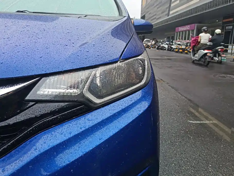 Honda Fit — миниатюра 5