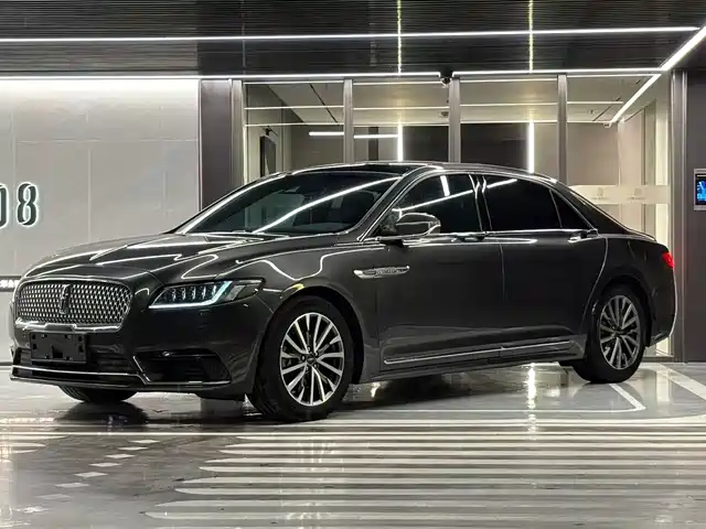LINCOLN CONTINENTAL 2017