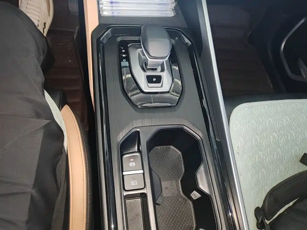 Geely Haoyue PRO — миниатюра 14