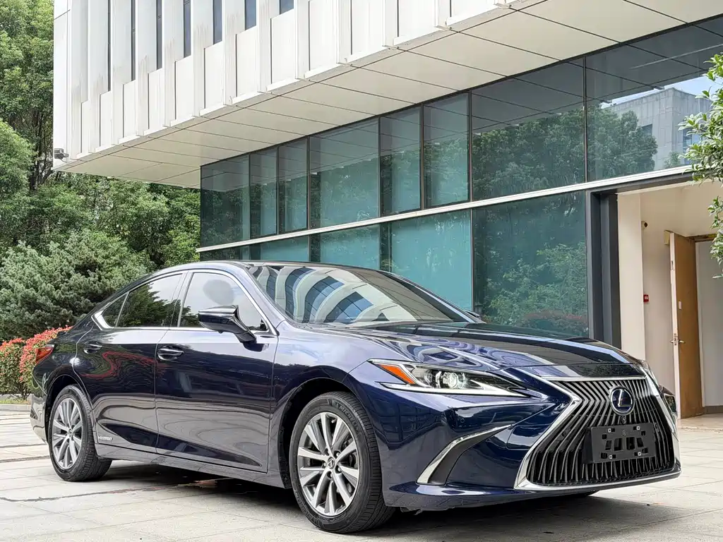 Lexus ES — миниатюра 3