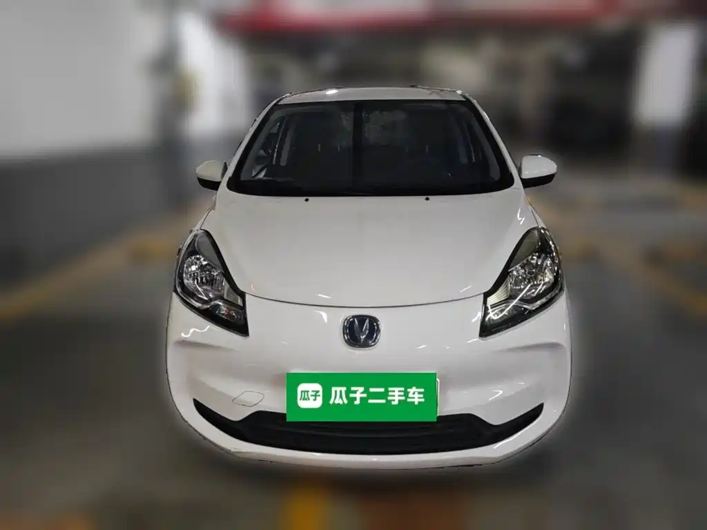 Changan Benben E-Star — миниатюра 2