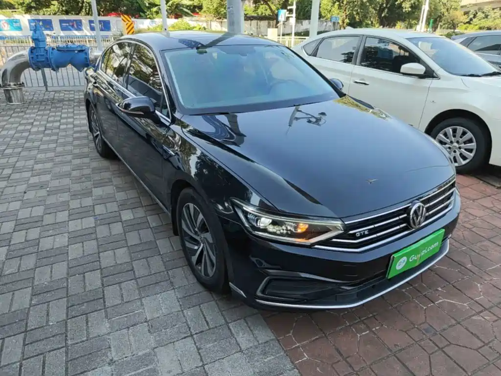 Volkswagen Magotan PHEV — миниатюра 4