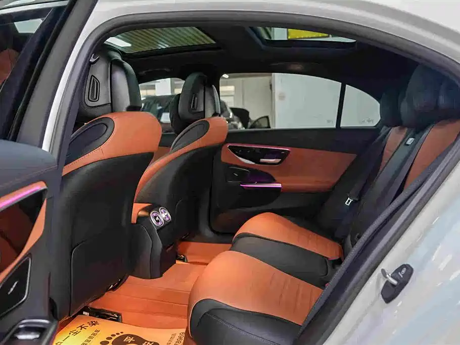 Mercedes-Benz C-Class — миниатюра 5