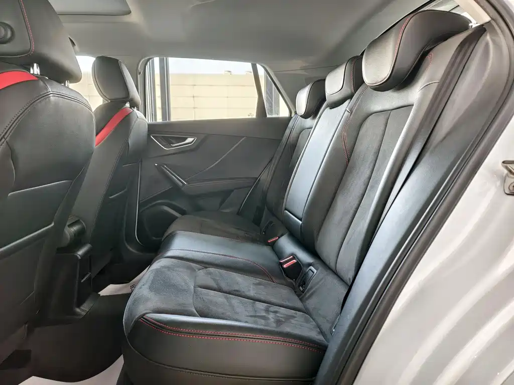 Audi Q2L — миниатюра 7