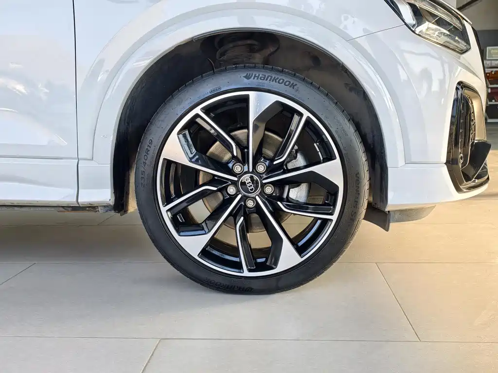 Audi Q2L — миниатюра 15