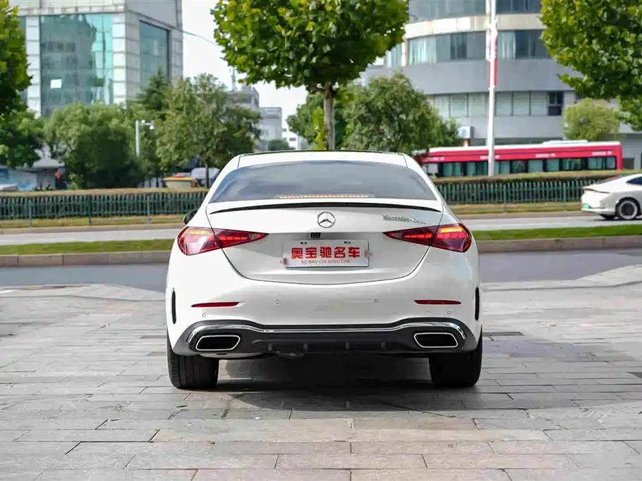 Mercedes-Benz C-Class — миниатюра 18
