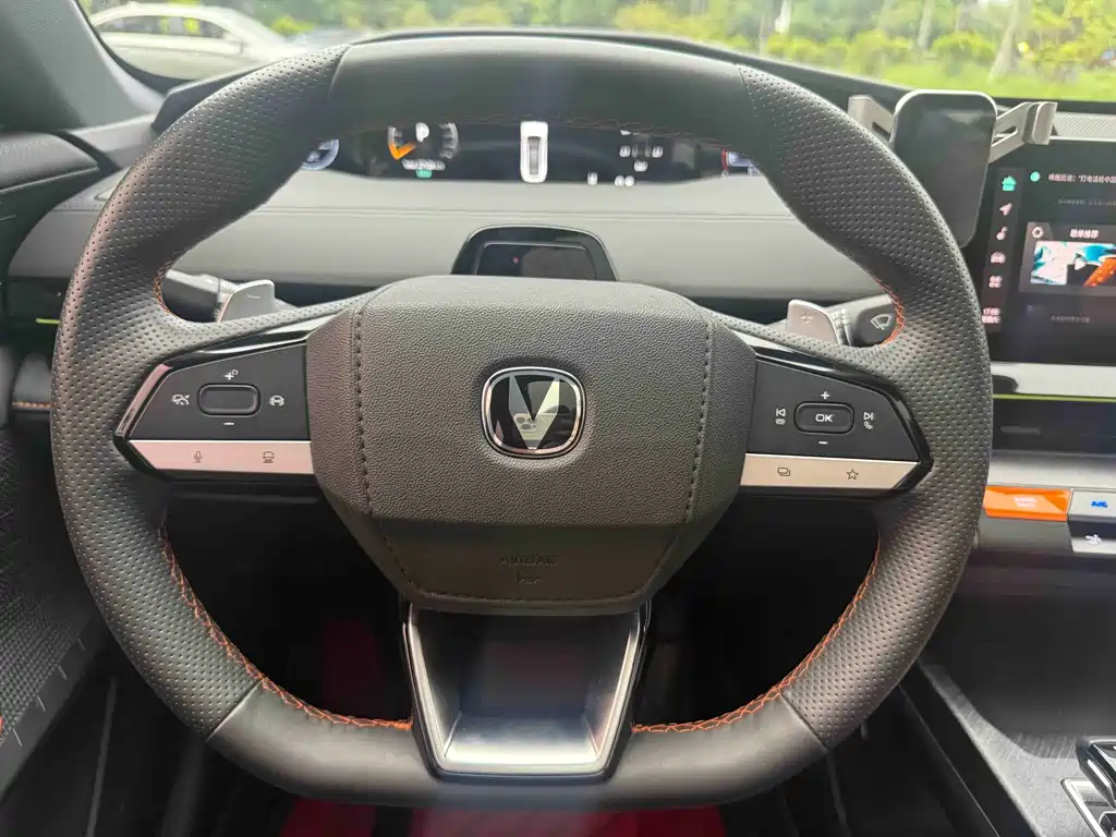 Changan UNI-V — миниатюра 15