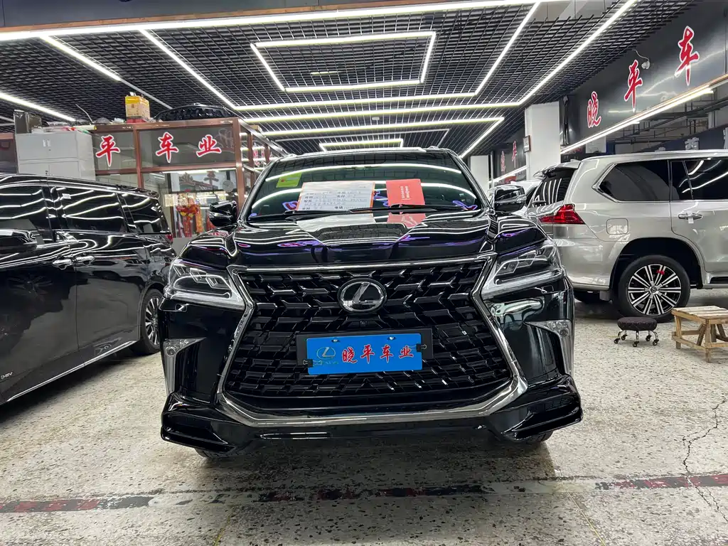 Lexus LX 2020 570