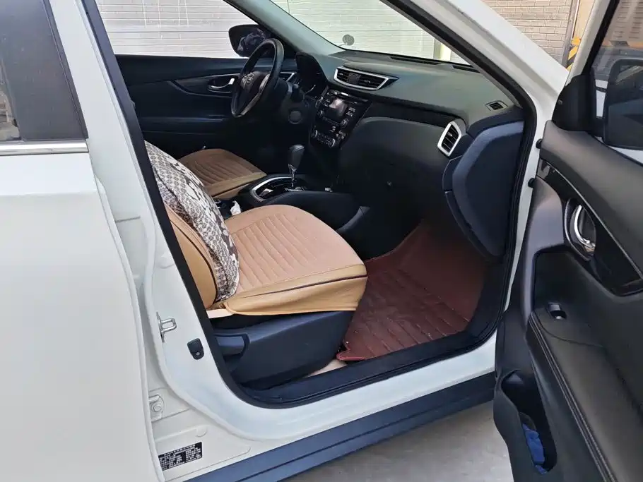Nissan X-Trail — миниатюра 8