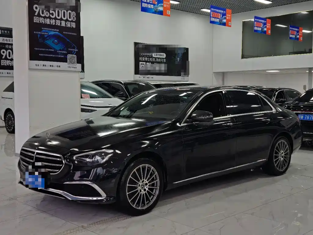 Mercedes-Benz E-Class 2022