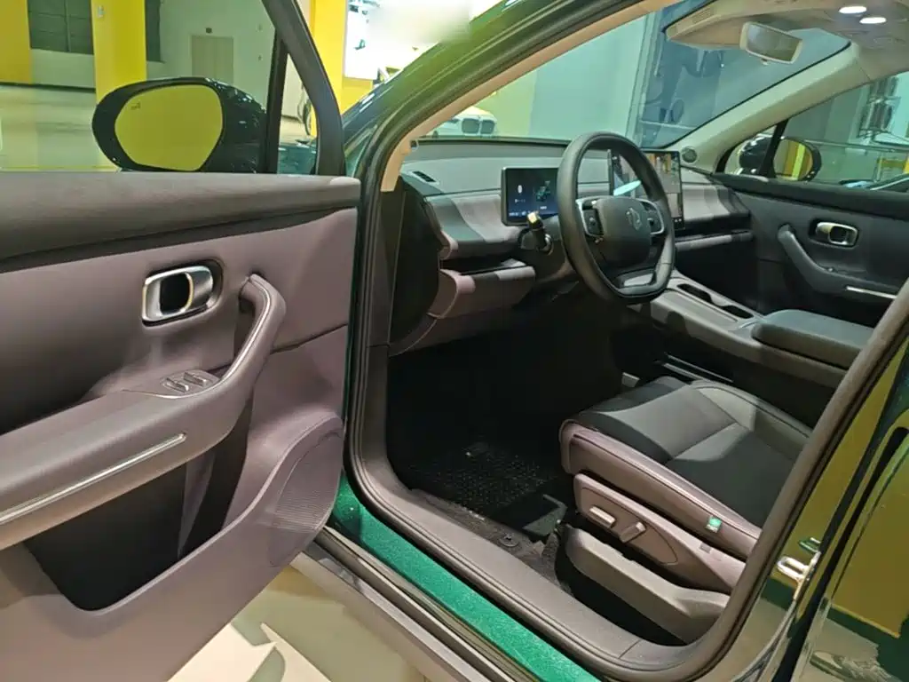 Leapmotor Leapmotor C10 — миниатюра 16