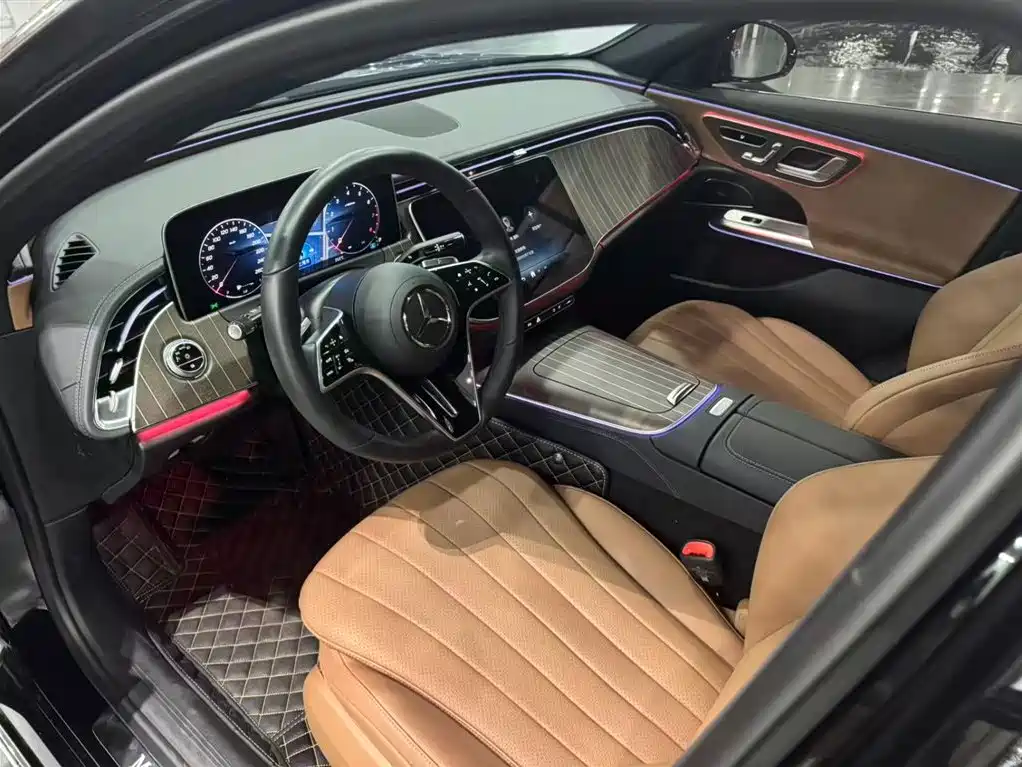 Mercedes-Benz E-Class — миниатюра 9