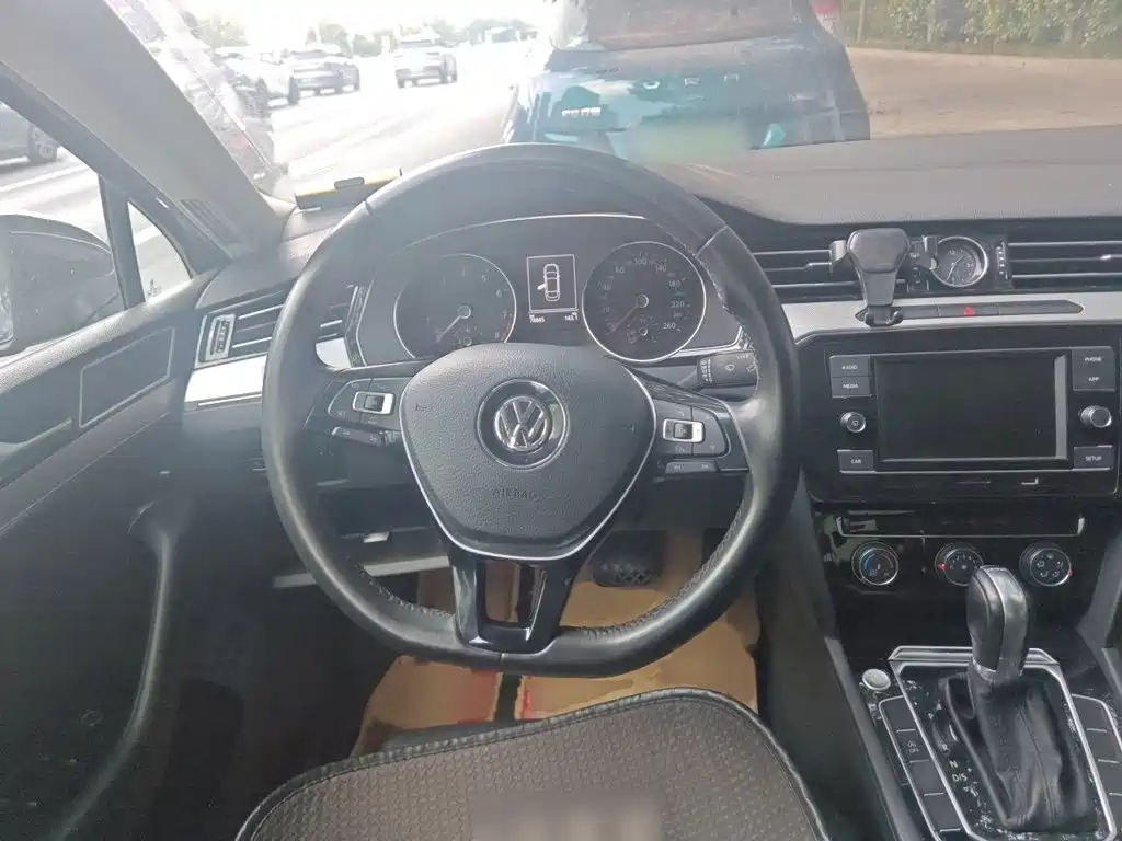 Volkswagen Magotan — миниатюра 3